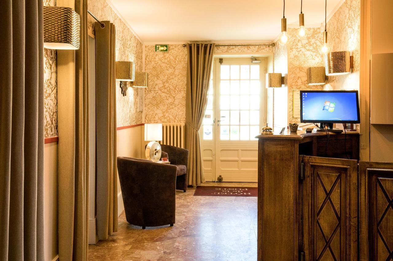 Logis Hotel Restaurant De La Poste Le Mêle-sur-Sarthe Zewnętrze zdjęcie
