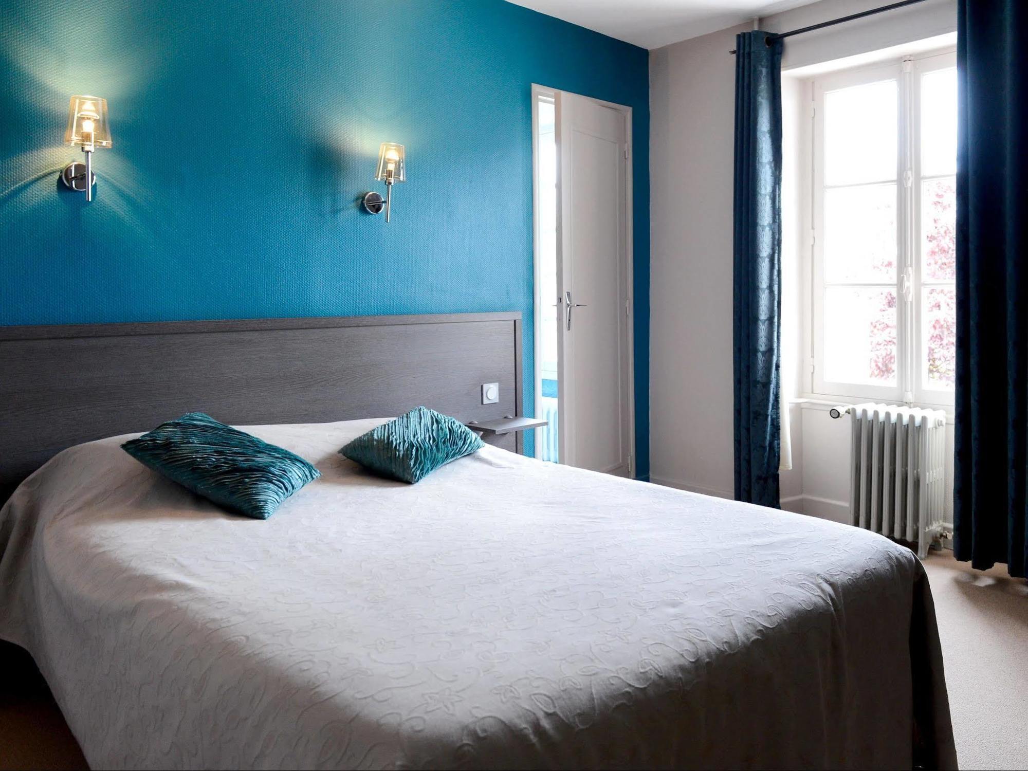 Logis Hotel Restaurant De La Poste Le Mêle-sur-Sarthe Zewnętrze zdjęcie